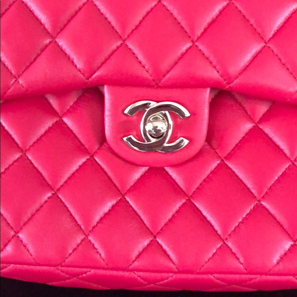 CHANEL Bag Red Classic Lambskin Backpack CC Chain - Picture 2 of 5